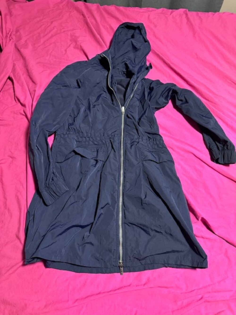 Lululemon pack and glyde spring jacket